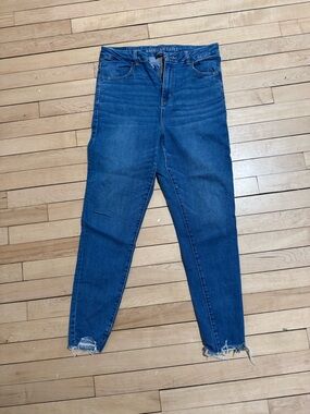 American Eagle Outfitters Women’s High-Rise Jegging